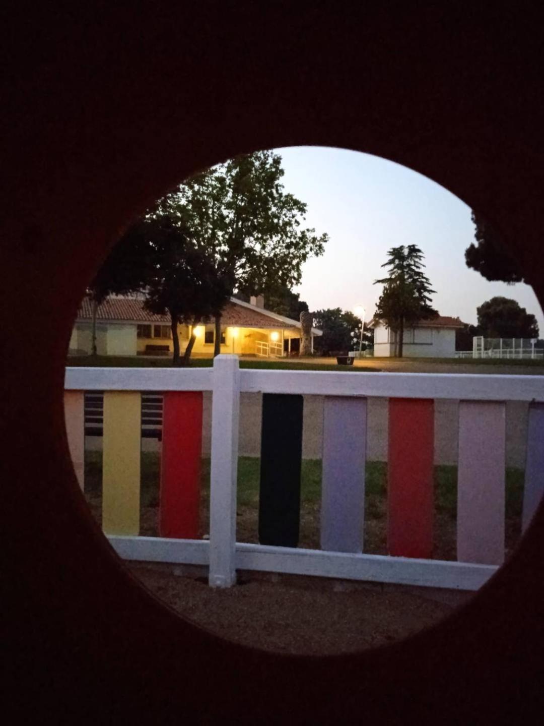 Albergue Zaragoza Camping Luaran gambar