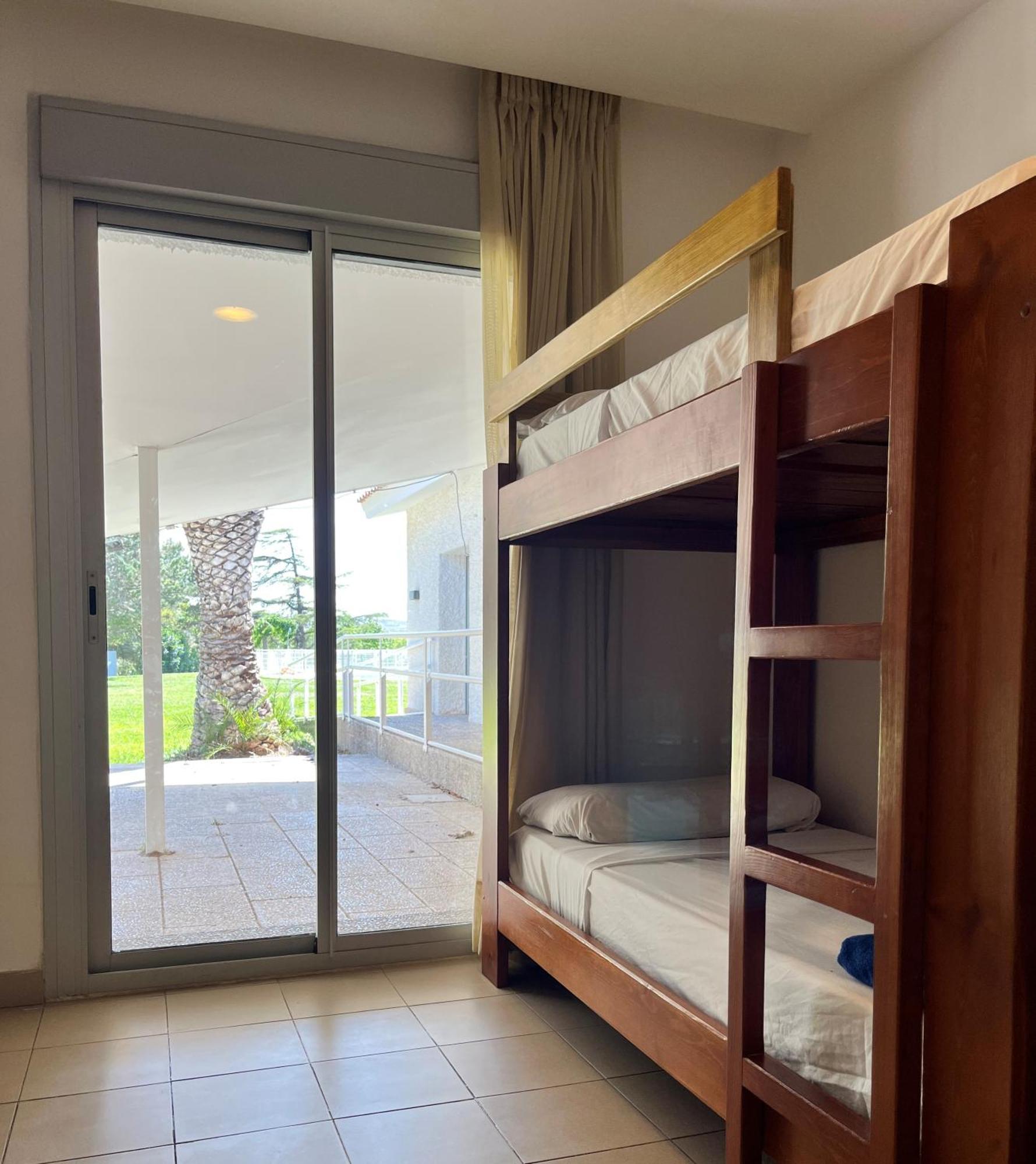 Albergue Zaragoza Camping Luaran gambar