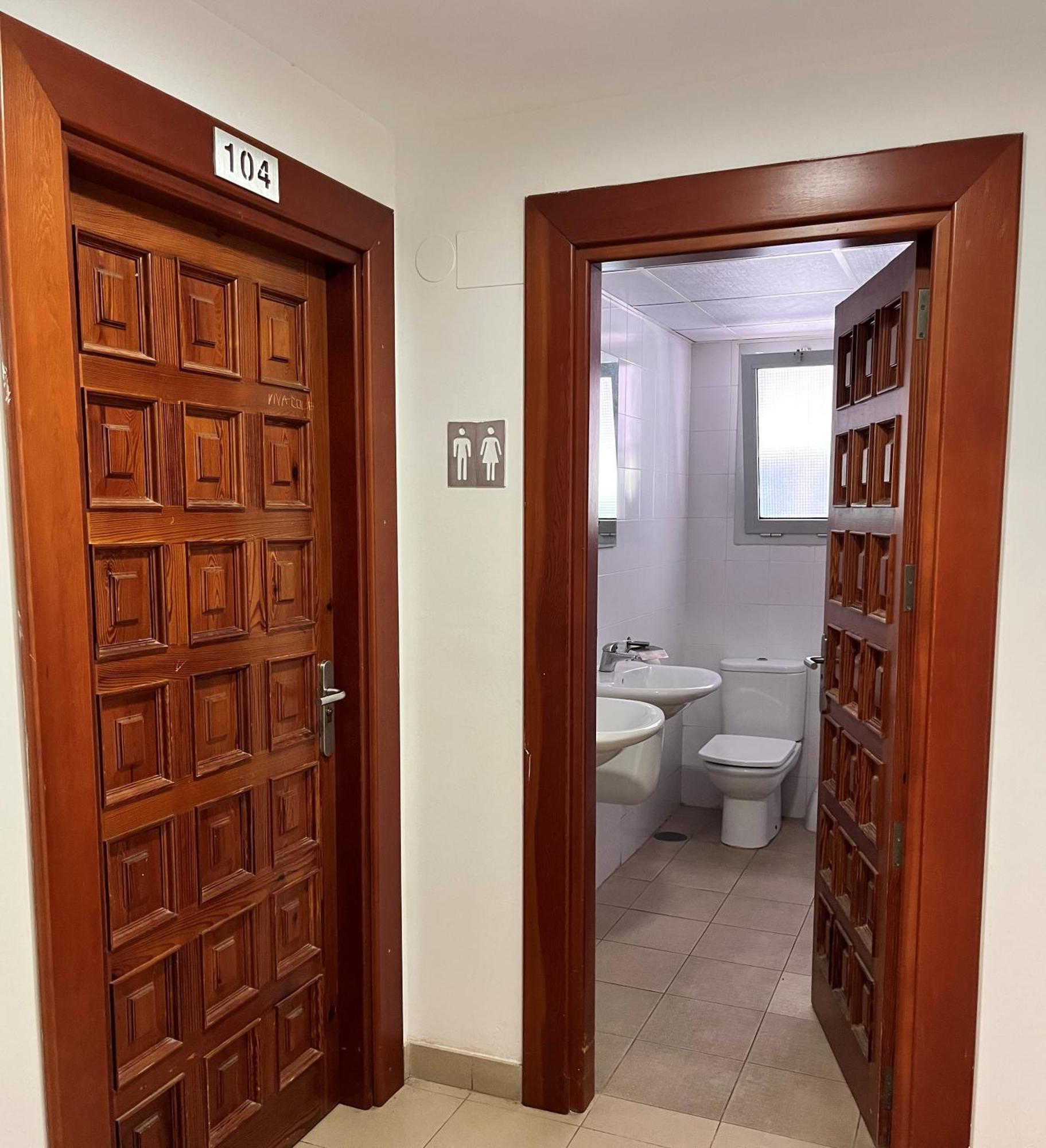 Albergue Zaragoza Camping Luaran gambar